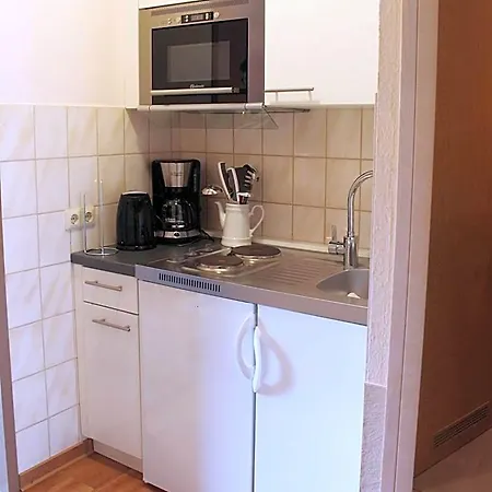 Auf Halbinsel Scheid In Direkter Ufernaehe Hotel