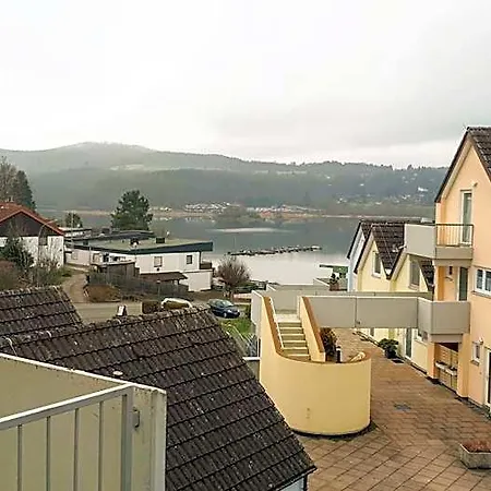 Hotel Auf Halbinsel Scheid In Direkter Ufernaehe